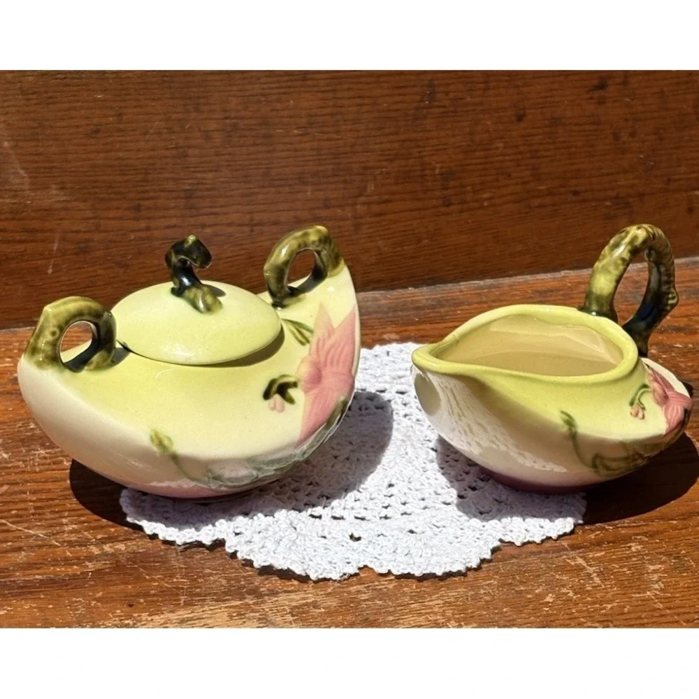 hull vintage pottery
